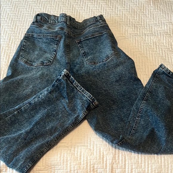 Ardene Blue Straight Leg Jeans with Vintage Wash, Size 9 - Picture 3 of 6